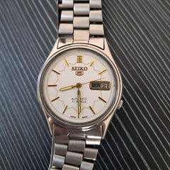 Vintage Seiko 5 Automatic GreyandWhite